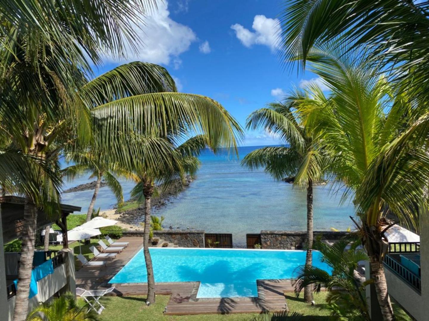 Penthouse de Luxe en Bord de Mer à Vendre – 200 m² Habitables avec Terrasse de 70 m²