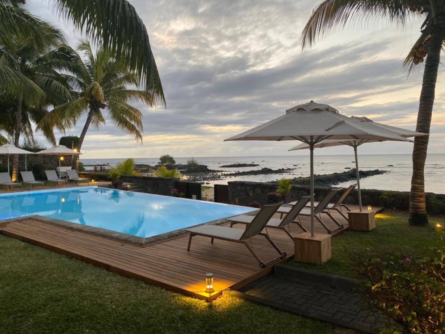 Penthouse de Luxe en Bord de Mer à Vendre – 200 m² Habitables avec Terrasse de 70 m²