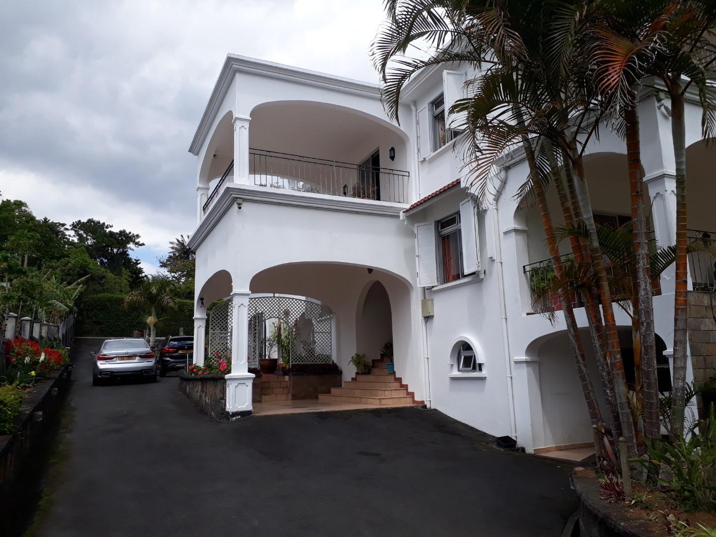 Villa de Luxe à Vendre avec Vue Mer Panoramique – Propriété d’Exception de 5 Chambres à l’Île Maurice