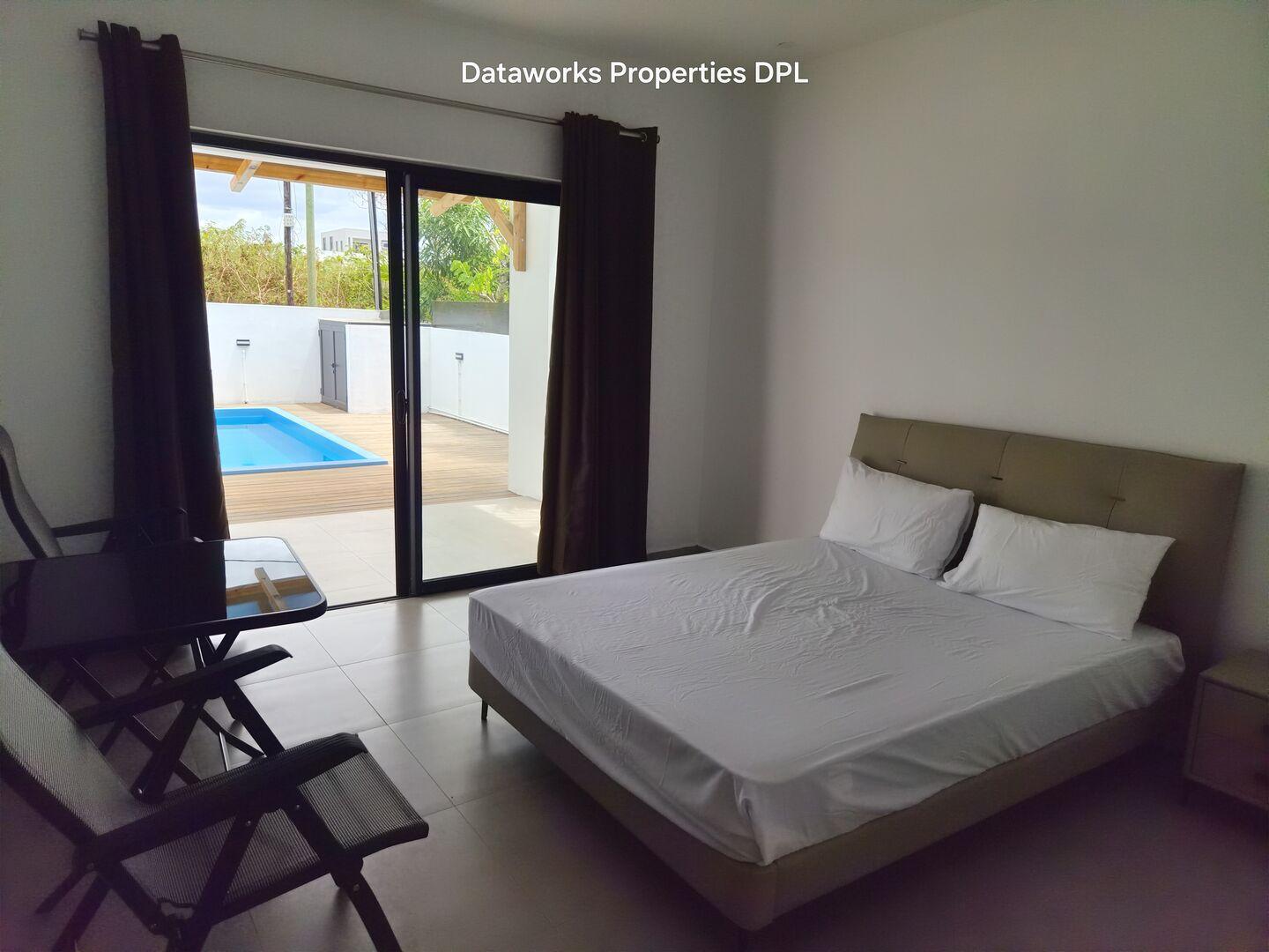 Villa moderne neuve entièrement meublée à vendre à Grand Baie – 3 chambres, piscine et à proximité de Super U