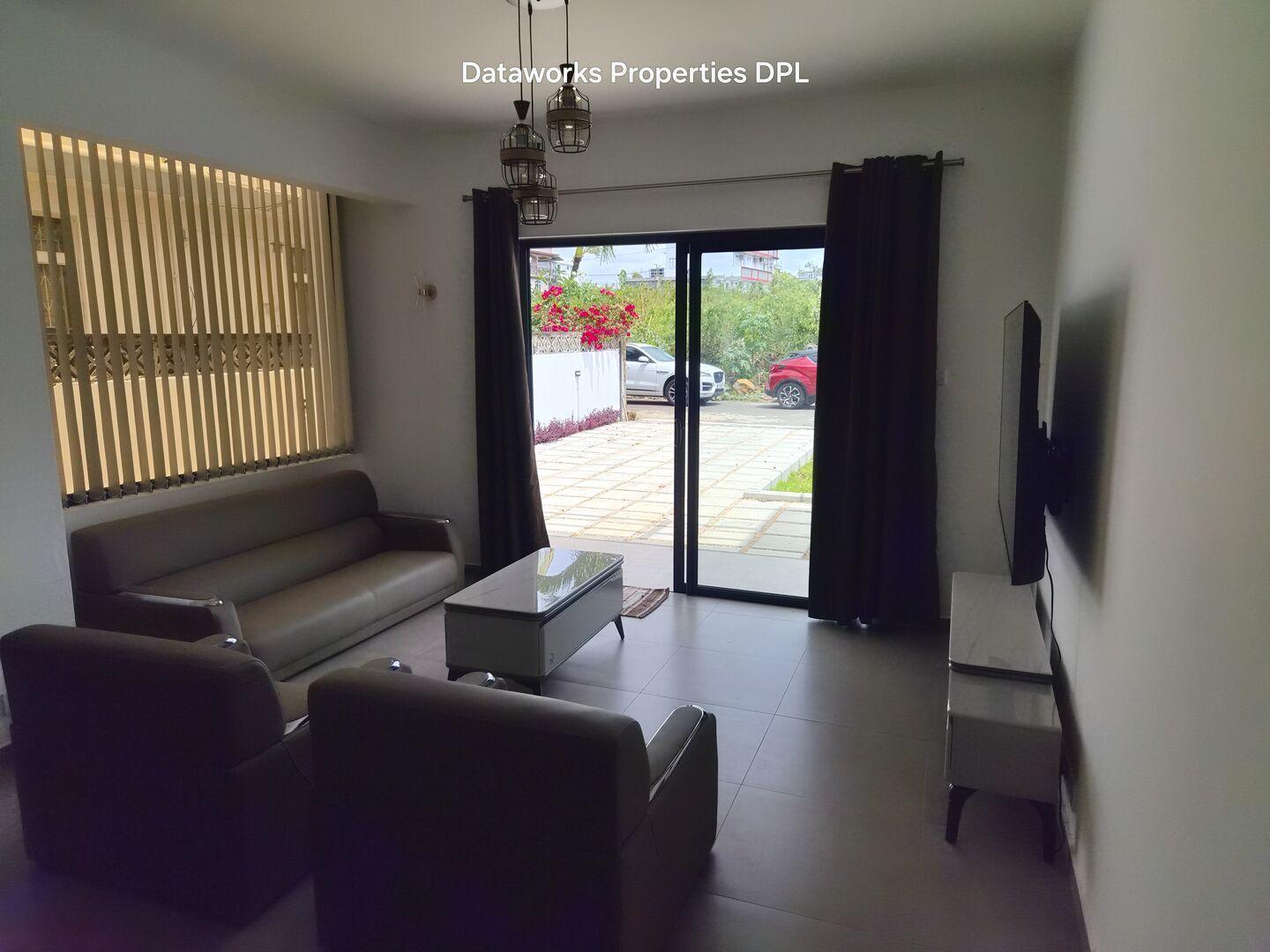 Villa moderne neuve entièrement meublée à vendre à Grand Baie – 3 chambres, piscine et à proximité de Super U