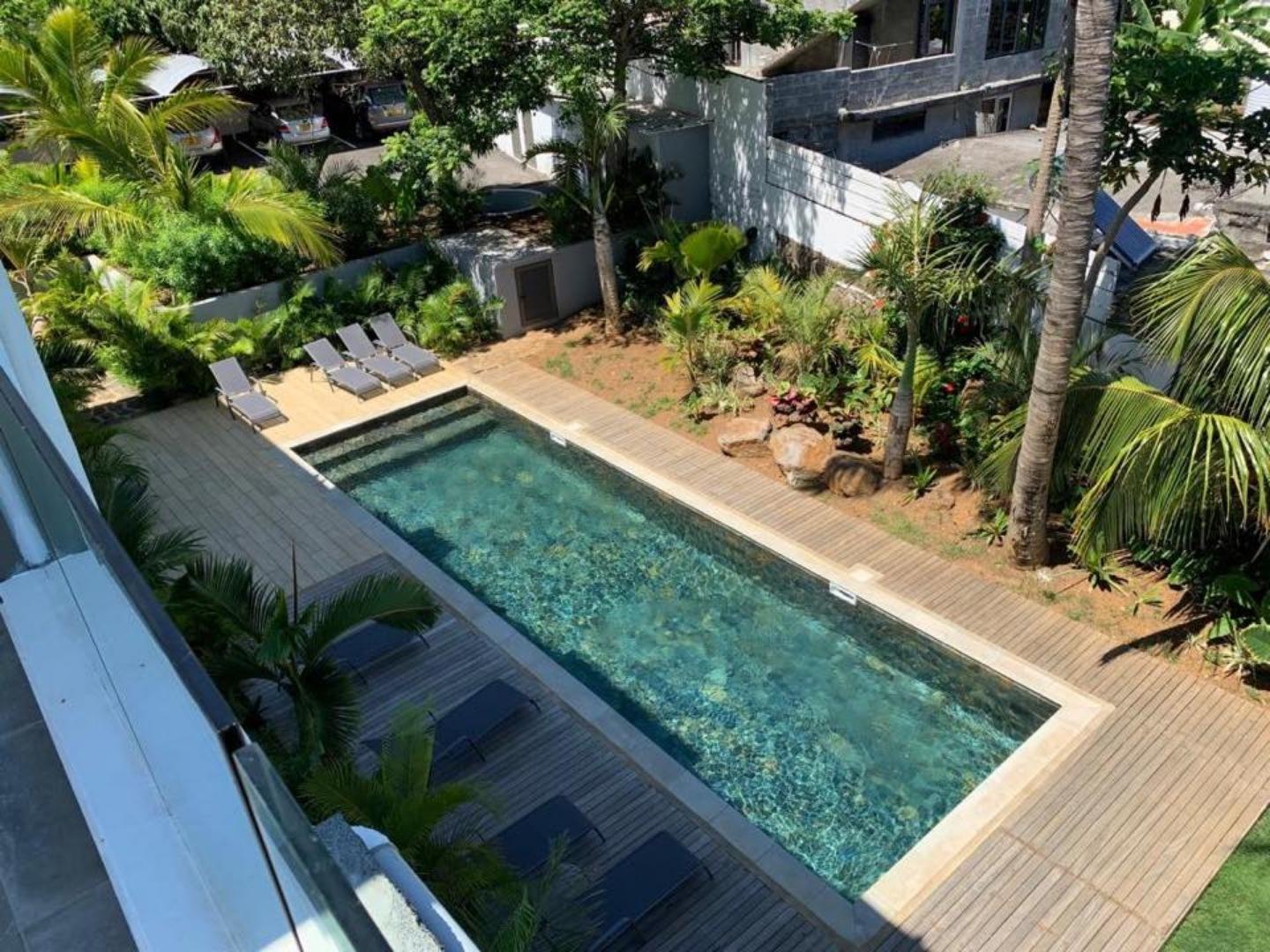 Luxueux penthouse de 4 chambres entièrement meublé à vendre à Grand Baie