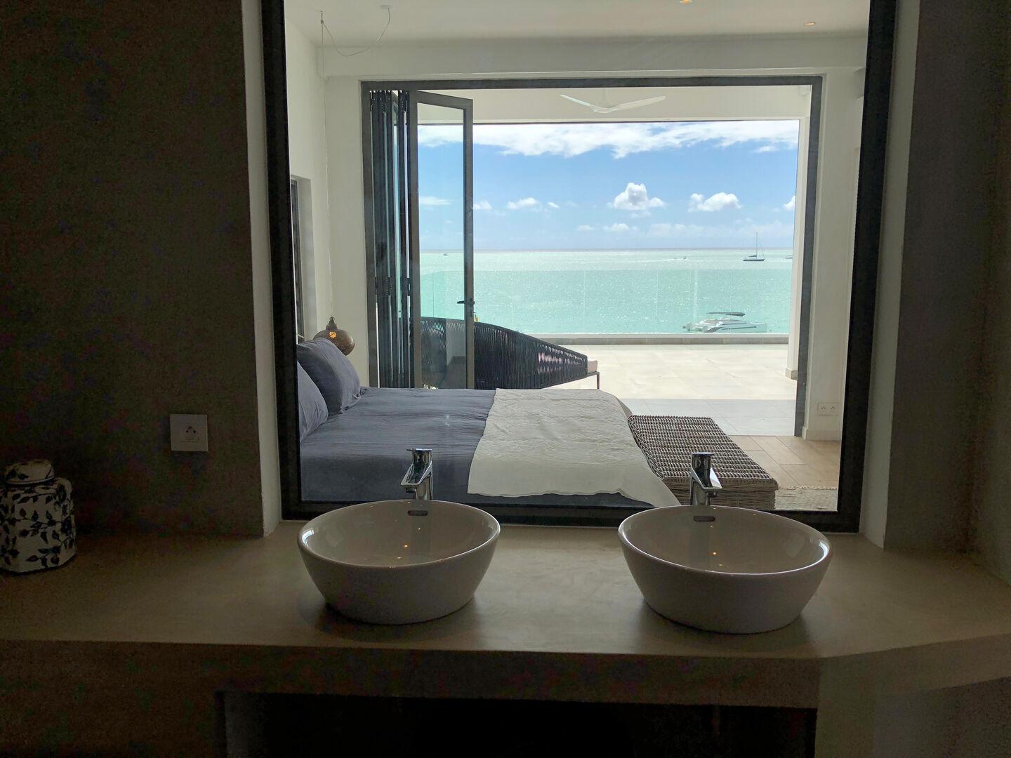 Luxueux penthouse de 4 chambres entièrement meublé à vendre à Grand Baie