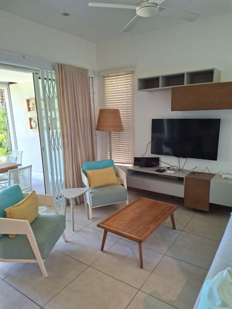 Appartement Pied dans l’Eau à Vendre à Pointe aux Canonniers, Île Maurice – 3 Chambres, Accès Direct à la Plage et Vue Mer