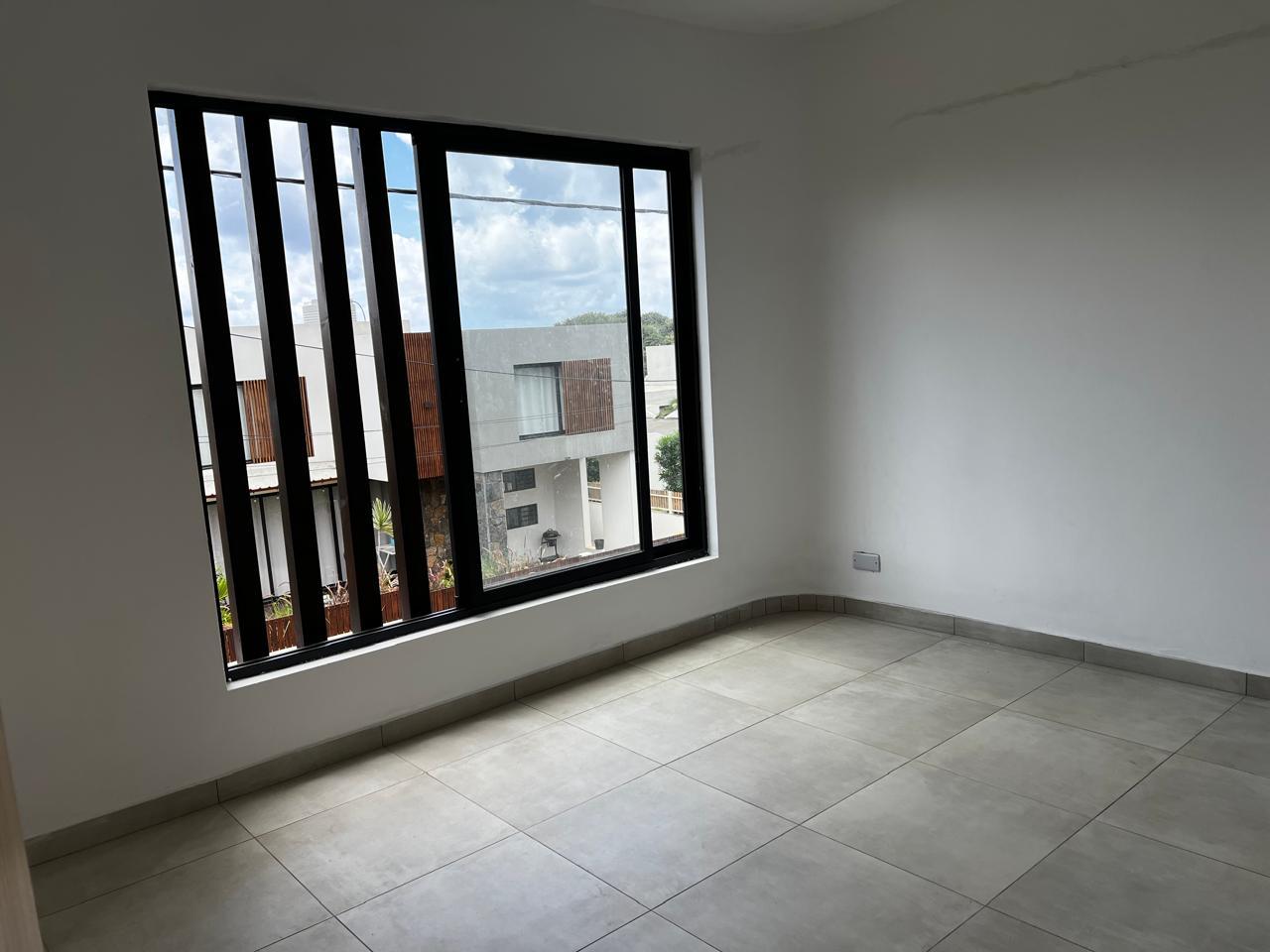 Villa neuve de 3 chambres à vendre à Albion – Proche de la plage