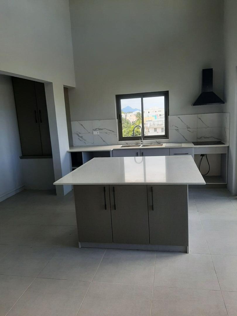 Penthouse de luxe de 3 chambres à vendre à Flic en Flac |Dataworks  Properties Mauritius