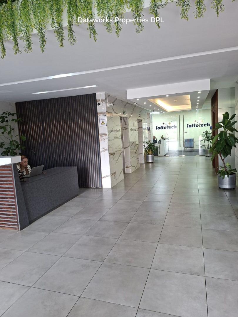 Bureau Premium à Louer à Cybercity, Ébène – 350 m² d'Espaces Professionnel