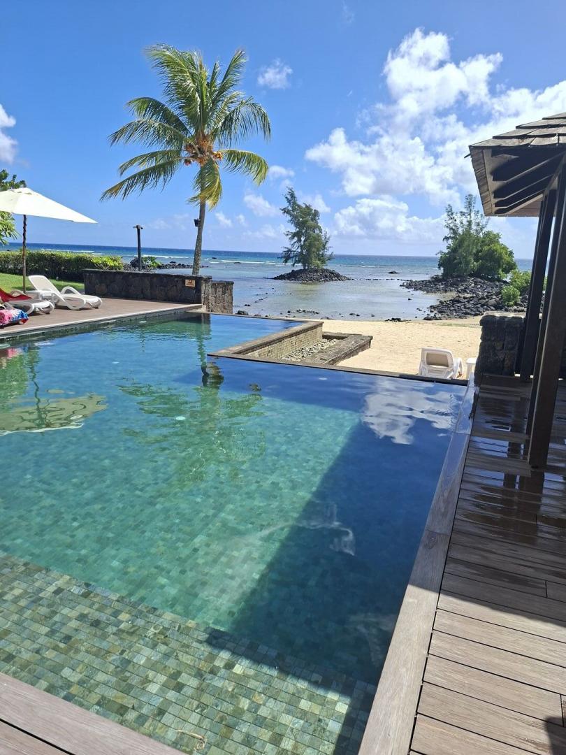 Appartement en Front de Mer à Vendre à Trou aux Biches, Île Maurice