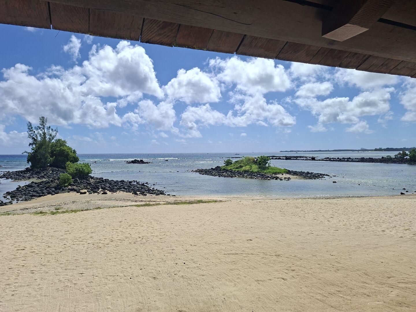 Appartement en Front de Mer à Vendre à Trou aux Biches, Île Maurice