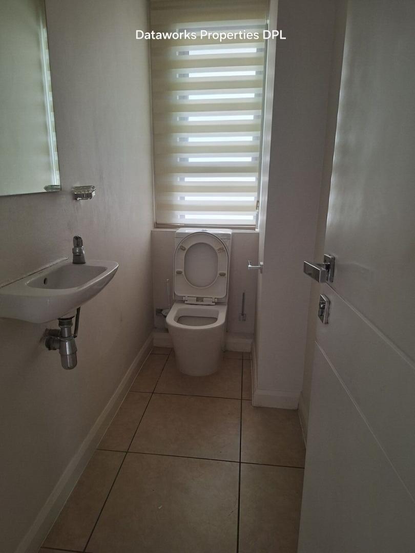 PENTHOUSE EN BORD DE MER À VENDRE — 3 CHAMBRES AVEC SALLE DE BAIN PRIVATIVE, VUE PANORAMIQUE SUR L'OCÉAN | ACCESSIBLE AUX ÉTRANGERS