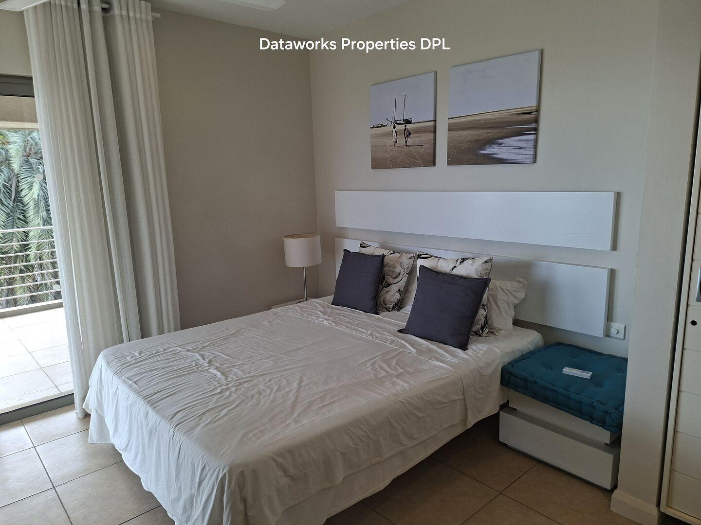 PENTHOUSE EN BORD DE MER À VENDRE — 3 CHAMBRES AVEC SALLE DE BAIN PRIVATIVE, VUE PANORAMIQUE SUR L'OCÉAN | ACCESSIBLE AUX ÉTRANGERS