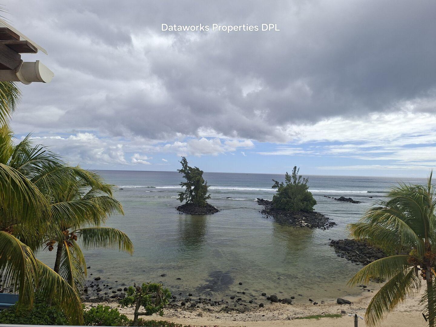 PENTHOUSE EN BORD DE MER À VENDRE — 3 CHAMBRES AVEC SALLE DE BAIN PRIVATIVE, VUE PANORAMIQUE SUR L'OCÉAN | ACCESSIBLE AUX ÉTRANGERS