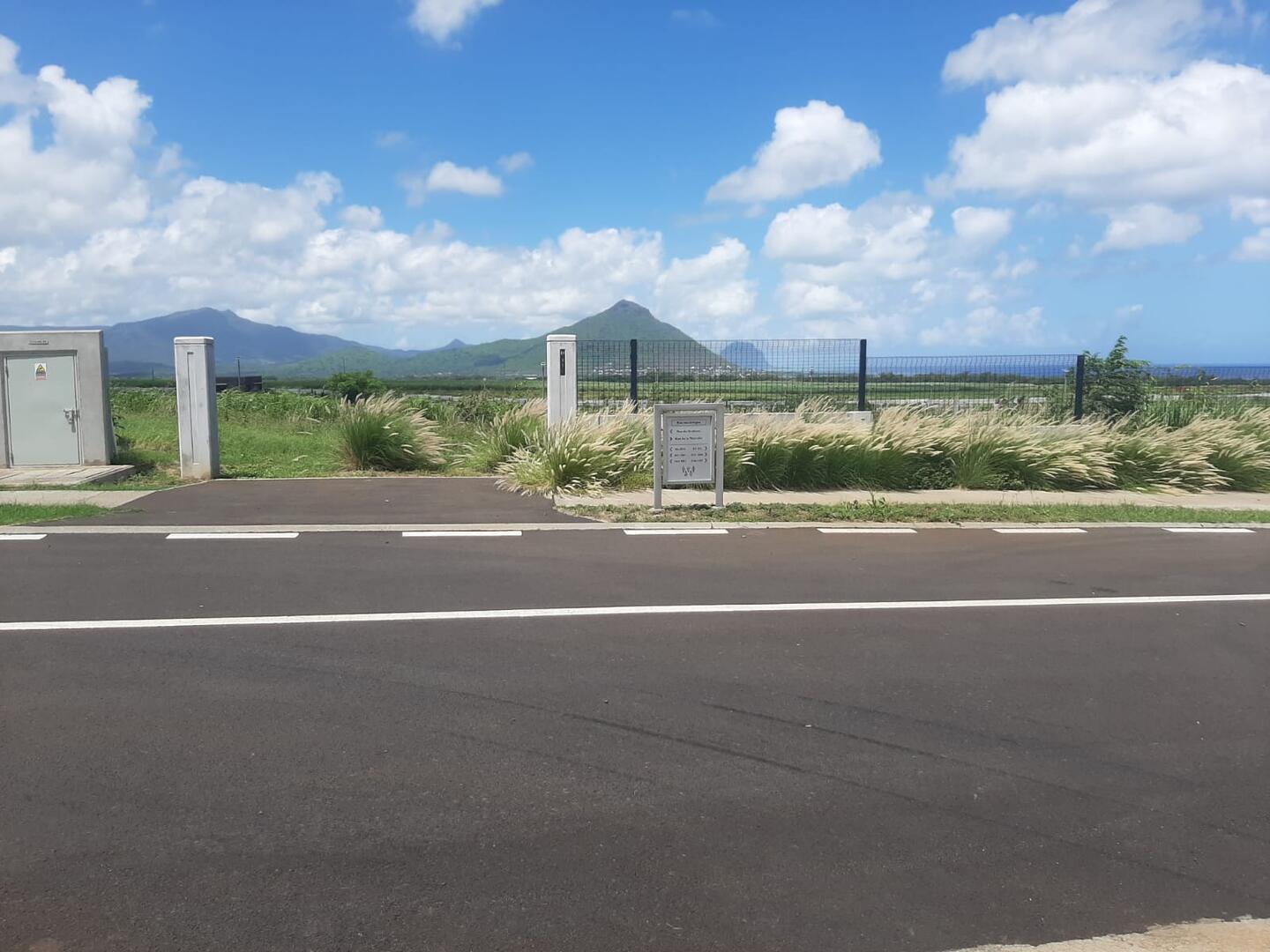 Terrain Résidentiel de 832 m² à Vendre à Magenta Parkside, Flic en Flac
